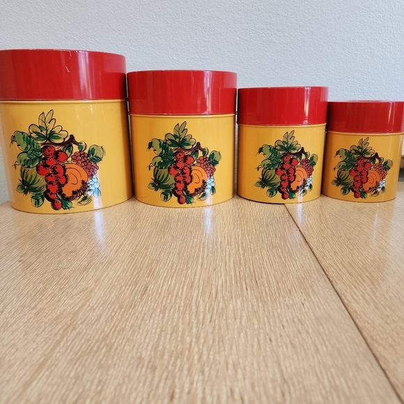 Holt Howard Japan MCM Metal Set of 4 Canister Set w/Front & Back Graphic Nesting - Picture 1 of 16